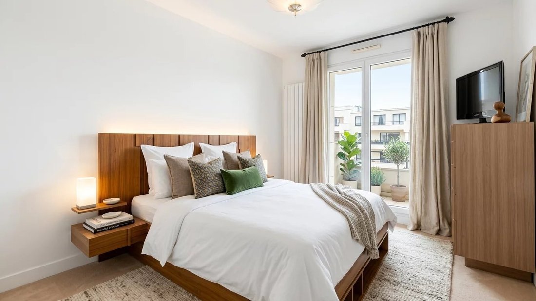 Apartment in Buzenval, Garches, France 4 - 16752857