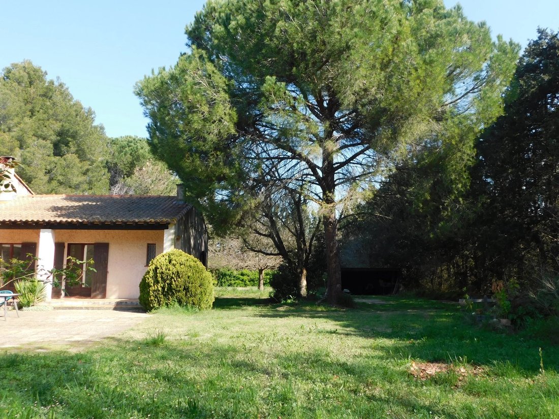 Villa in Arles, Provence-Alpes-Côte d'Azur, France 3 - 17444583