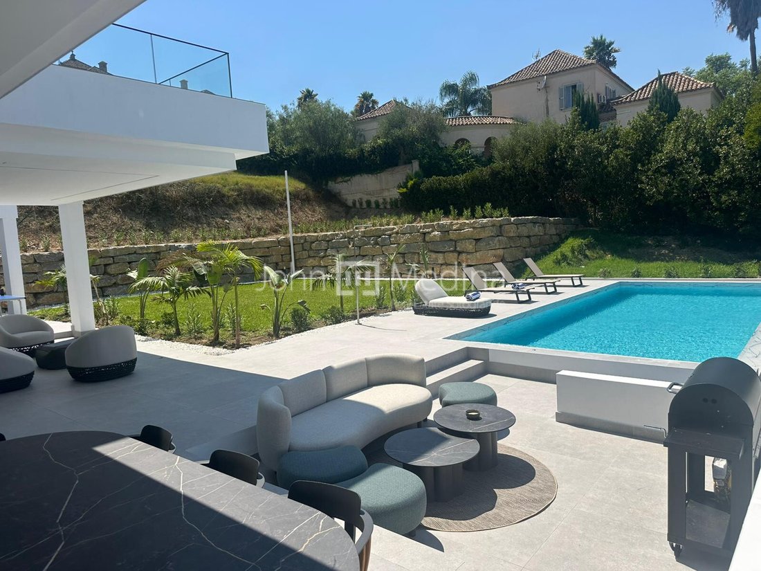 Villa in Sotogrande, San Roque, Andalusia 2 - 17443501