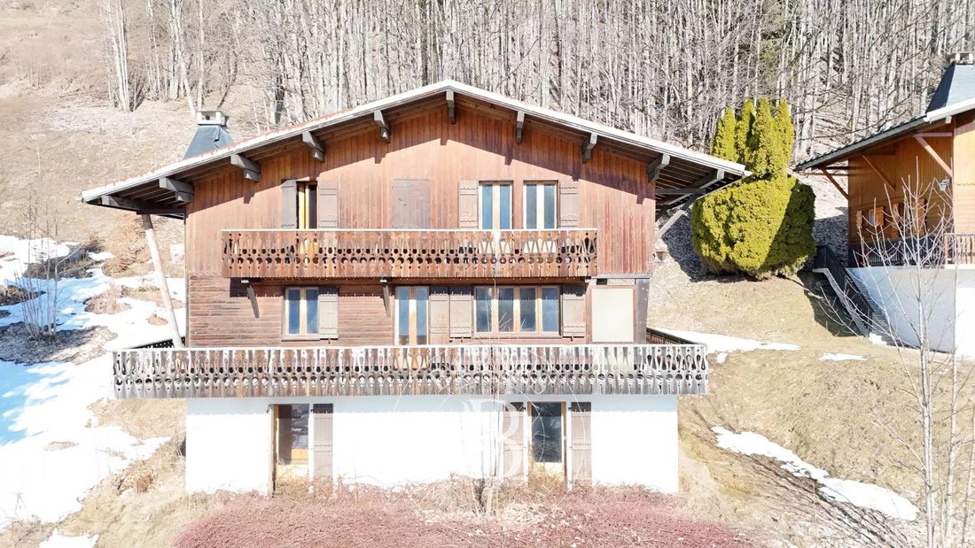 Chalet in Les Gets, Auvergne-Rhône-Alpes, France 3 - 17285476