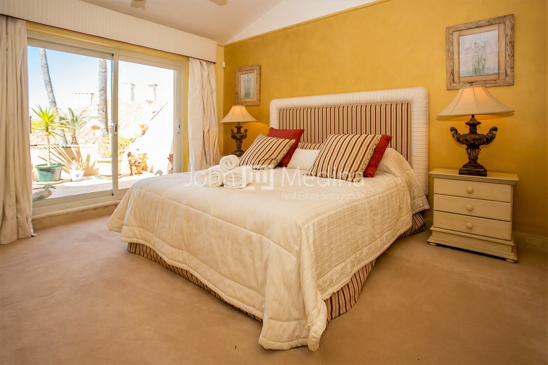 Apartment in Sotogrande, San Roque, Andalusia 5 - 17442557