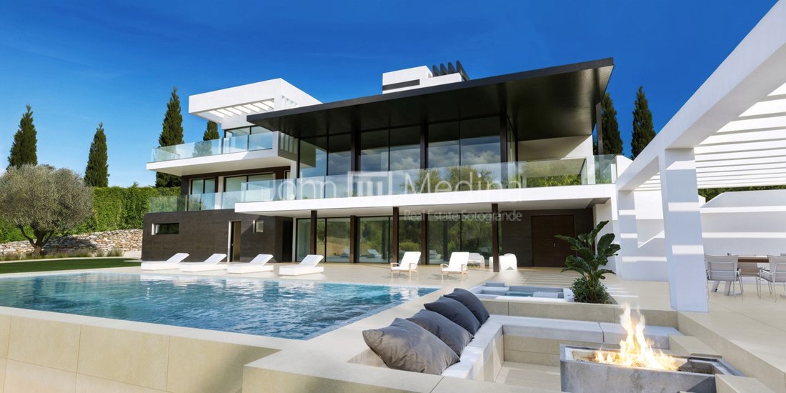 Villa in Sotogrande, San Roque, Andalusia 2 - 17443565