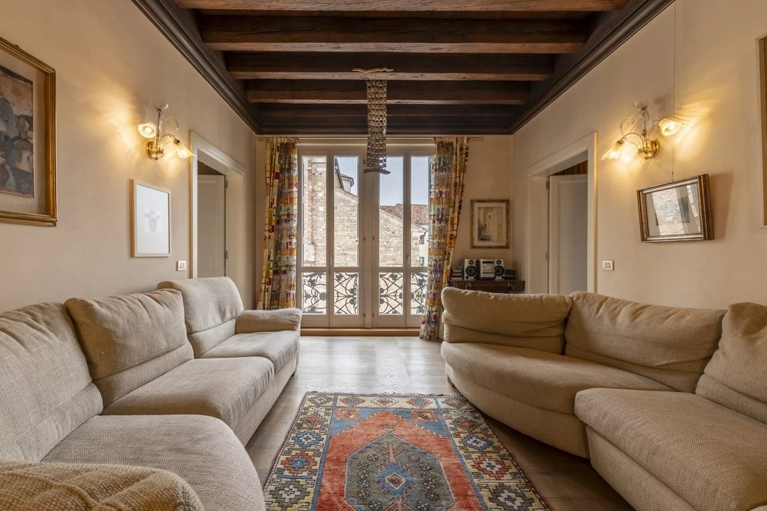 Apartment in Center, Belluno, Veneto 4 - 17444792