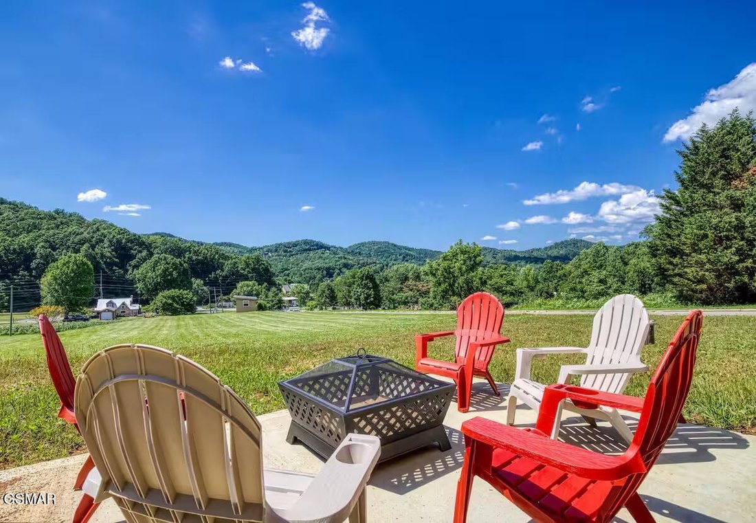 House in Sevierville, Tennessee, United States 3 - 17445577