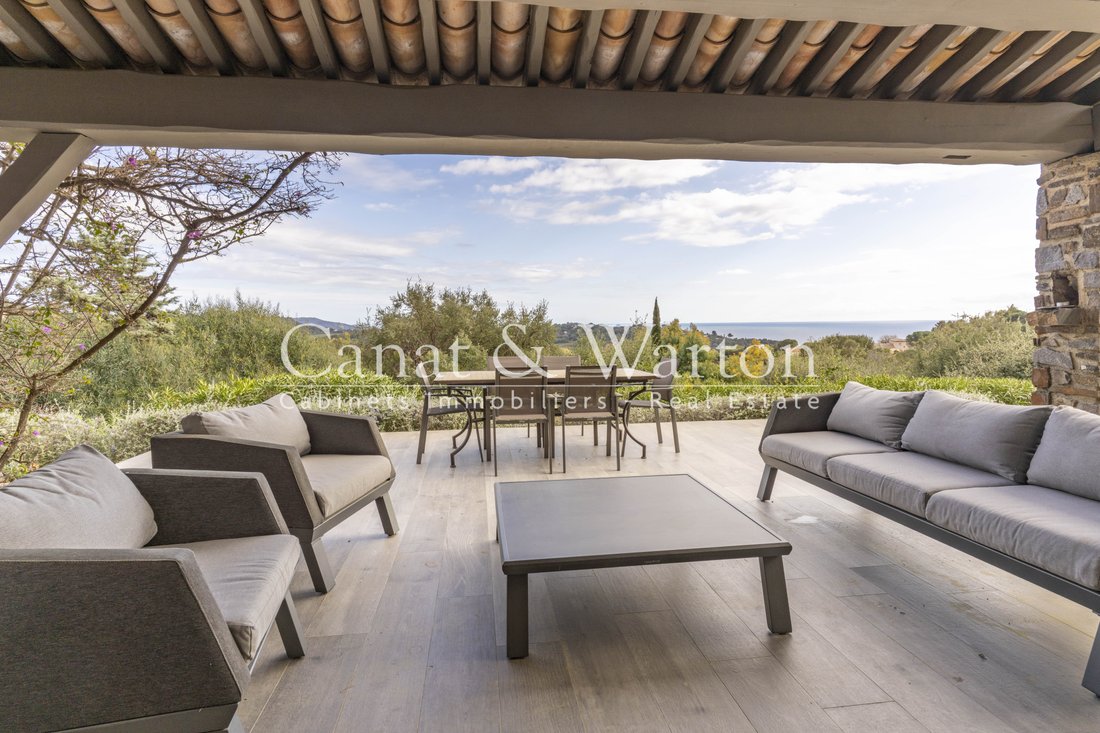 Villa in La Croix-Valmer, Provence-Alpes-Côte d'Azur, France 2 - 17447279