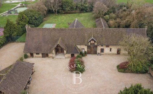 House in Les Loges-en-Josas, Ile-de-France, France 1