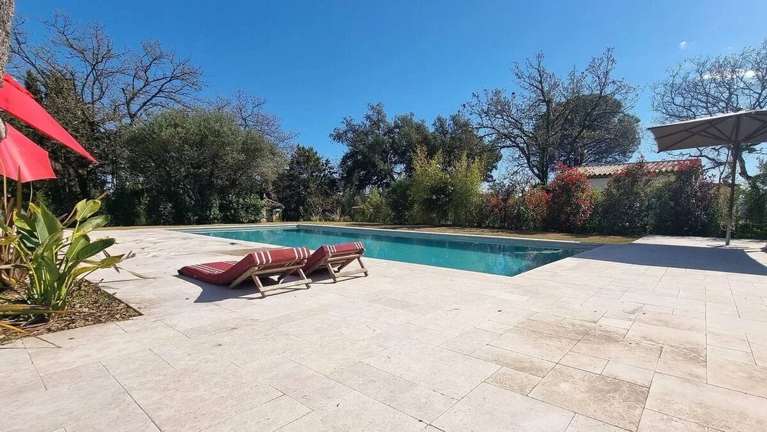 Villa in La Môle, Provence-Alpes-Côte d'Azur, France 3 - 17444775