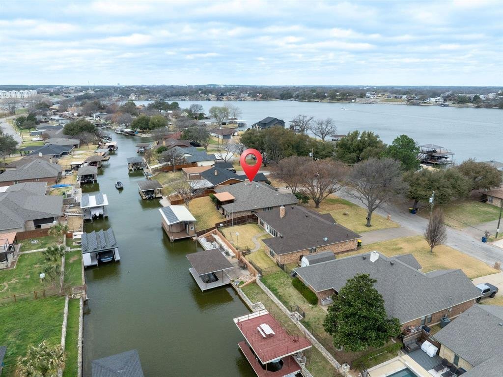 House in Granbury, Texas, United States 5 - 17446473