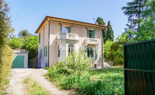 House in Toulon, Provence-Alpes-Côte d'Azur, France 1