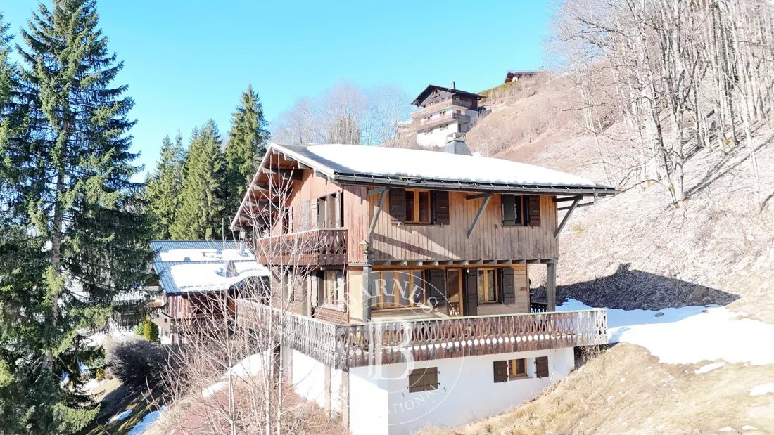 Chalet in Les Gets, Auvergne-Rhône-Alpes, France 2 - 17285476