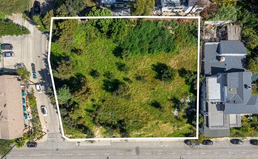 Land in Los Angeles, California, United States 1