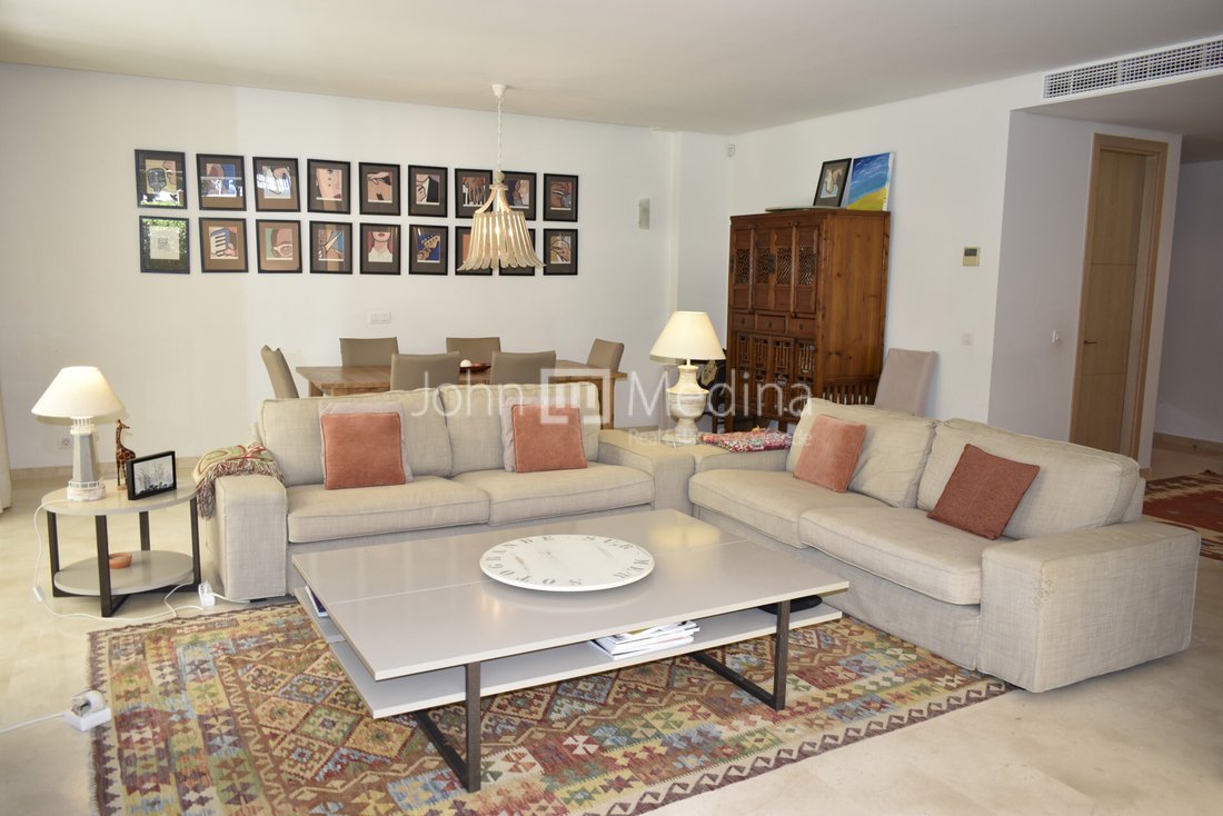 Apartment in Sotogrande, San Roque, Andalusia 3 - 17443789