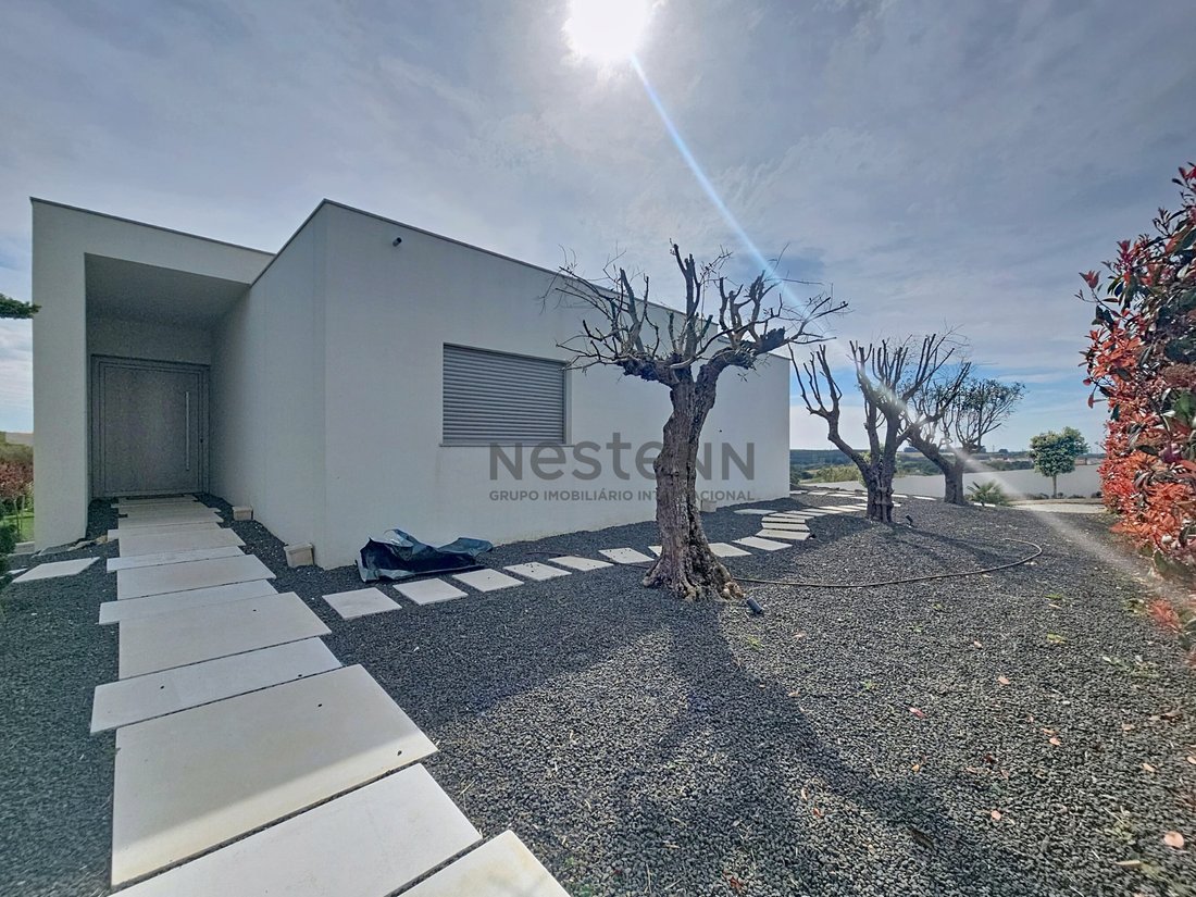House in Atouguia da Baleia, Leiria District, Portugal 4 - 17445049