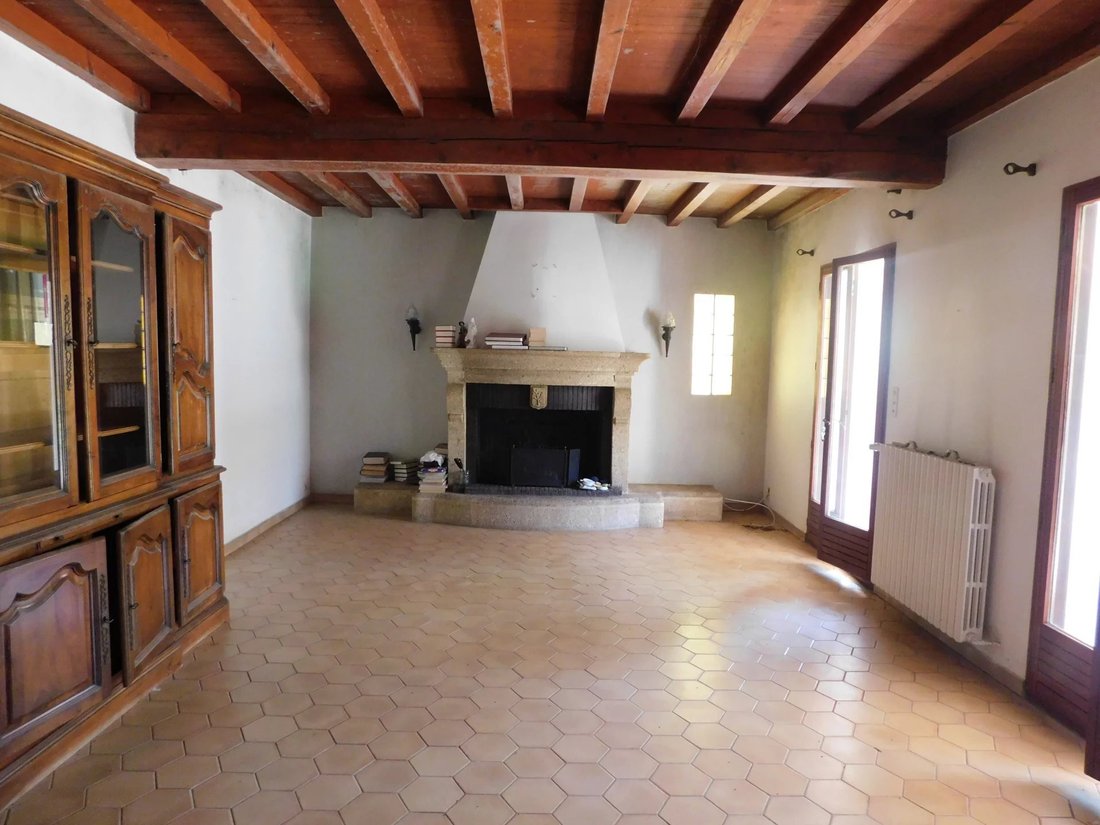 Villa in Arles, Provence-Alpes-Côte d'Azur, France 2 - 17444583