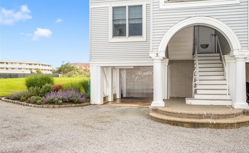 Condo in Westhampton, New York, United States 1