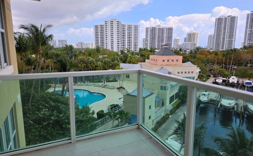 Appartement à Aventura, Floride, États-Unis 1