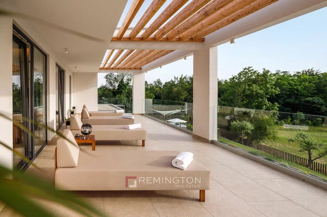 Villa in Labin, Istria County, Croatia 4 - 16567085