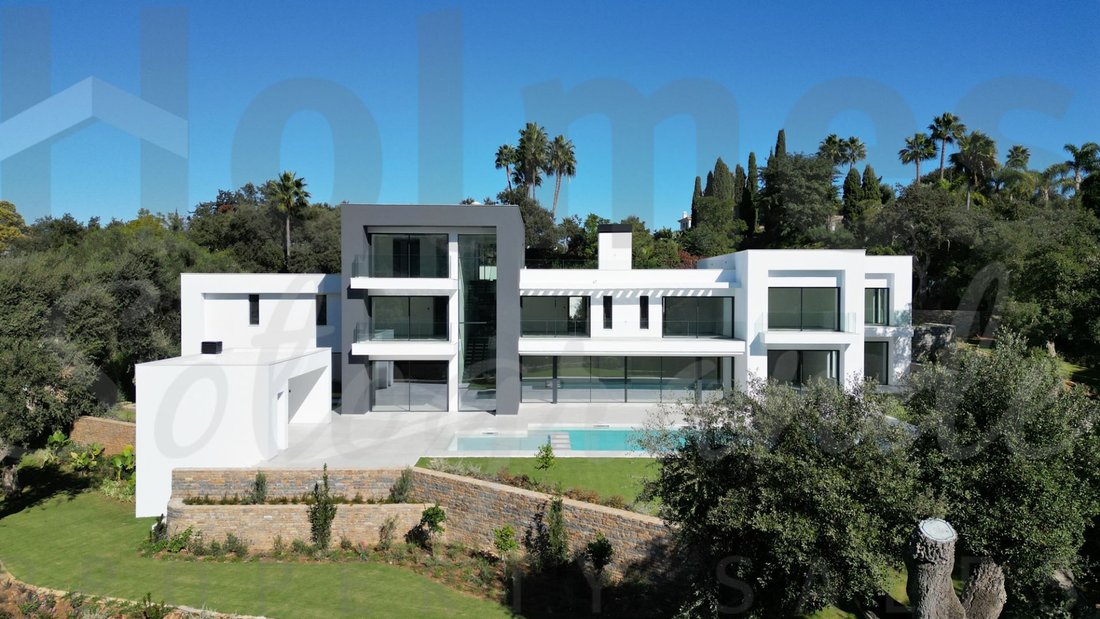 Villa in Sotogrande, San Roque, Andalusia 1 - 17443674