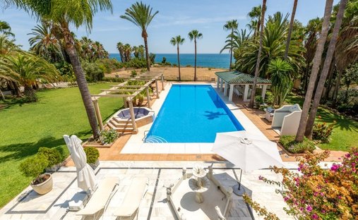 Villa a Estepona, Andalusia, Spagna 1