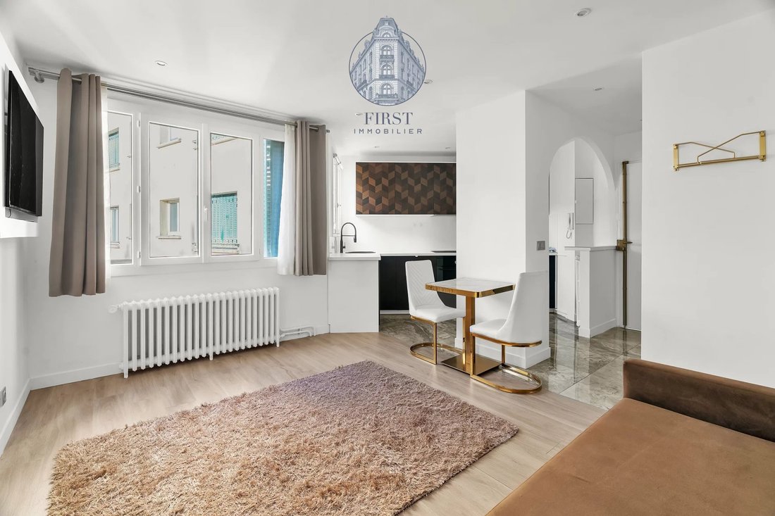 Apartment in Porte Dauphine, Paris 16e Arrondissement, Paris 2 - 17444486
