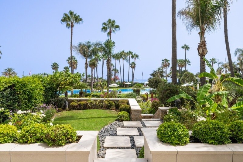 Apartment in Puerto Banus, Marbella, Spain 1 - 17447075