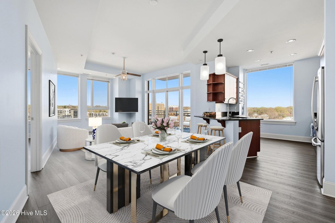 Condo in Raleigh, North Carolina, United States 1 - 17446368