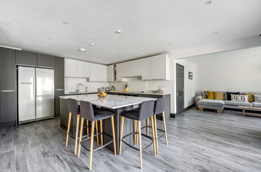 House in Horsell, Woking, England 2 - 17446197