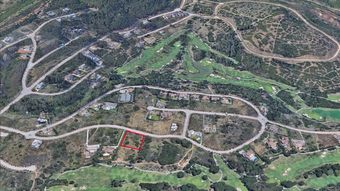 Land in Sotogrande, San Roque, Andalusia 1 - 17444087