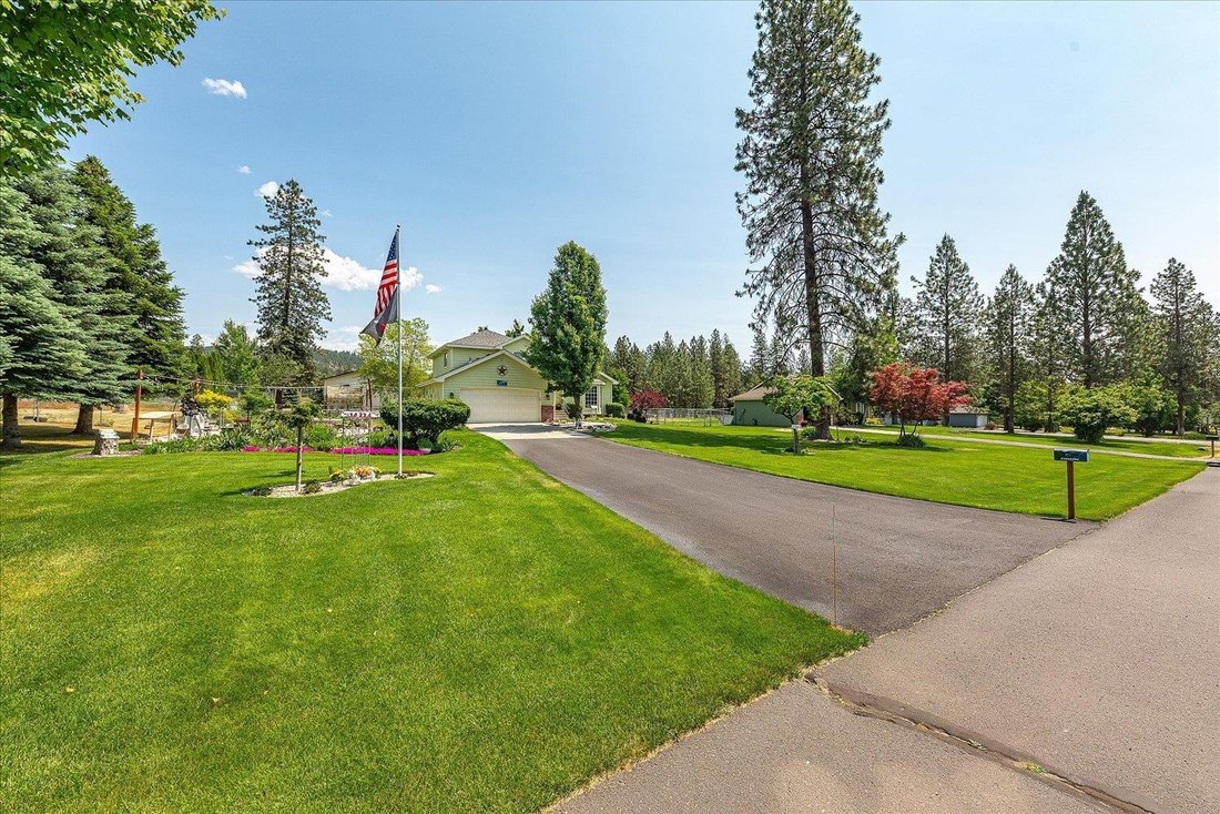 House in Nine Mile Falls, Washington, United States 2 - 17444333