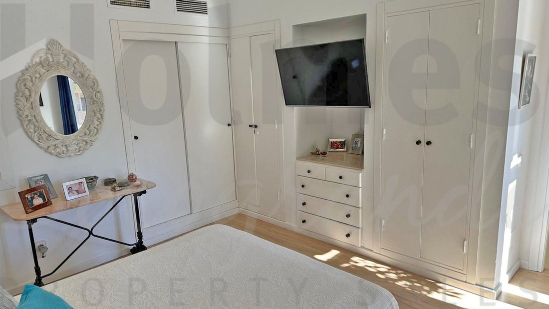 Apartment in Sotogrande, San Roque, Andalusia 5 - 17443217