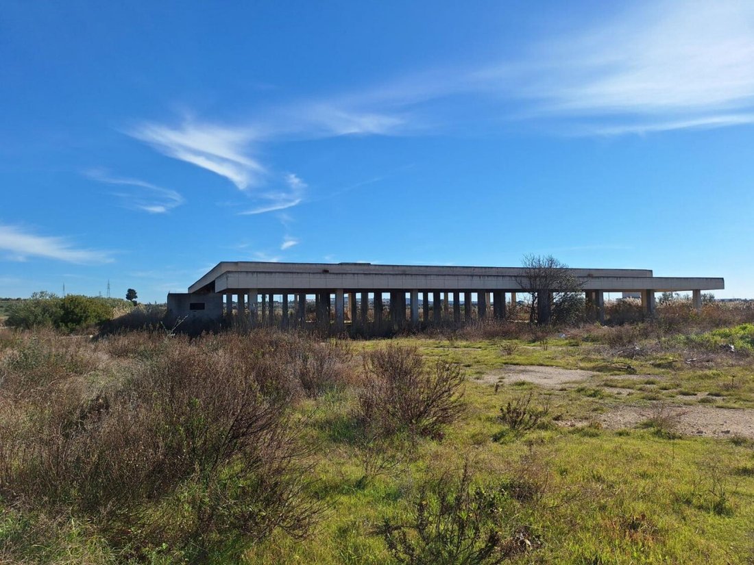 Land in Paolo VI, Taranto, Apulia 3 - 16530292