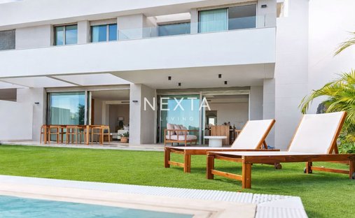 House in Las Palmas de Gran Canaria, Canary Islands, Spain 1