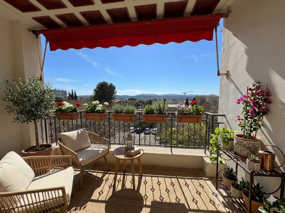 Apartment in Granettes-Jauberte-Sainte Anne, Aix-en-Provence, France 1 - 17443842