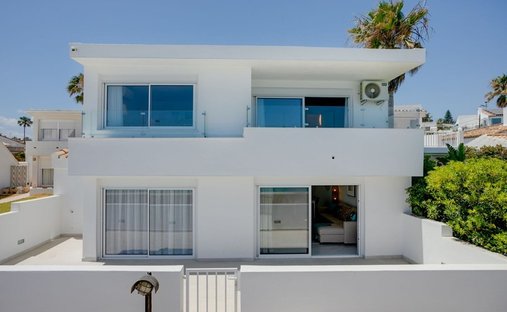 Villa en Estepona, Andalucía, España 1