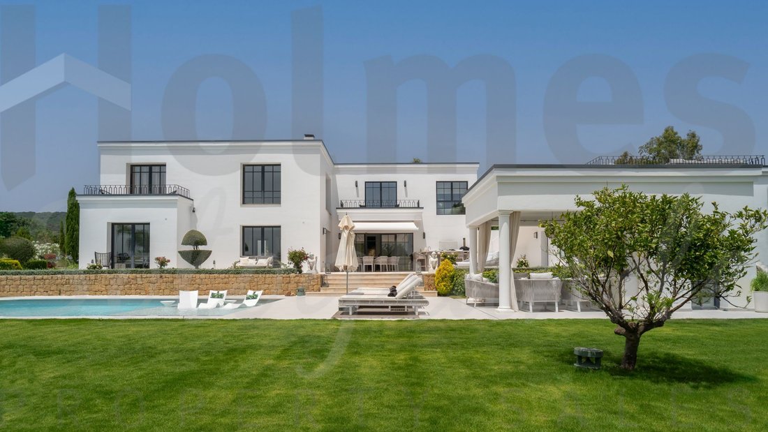 Villa in Sotogrande, San Roque, Andalusia 1 - 17443485