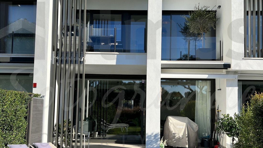 Townhouse in Sotogrande, San Roque, Andalusia 1 - 17443997
