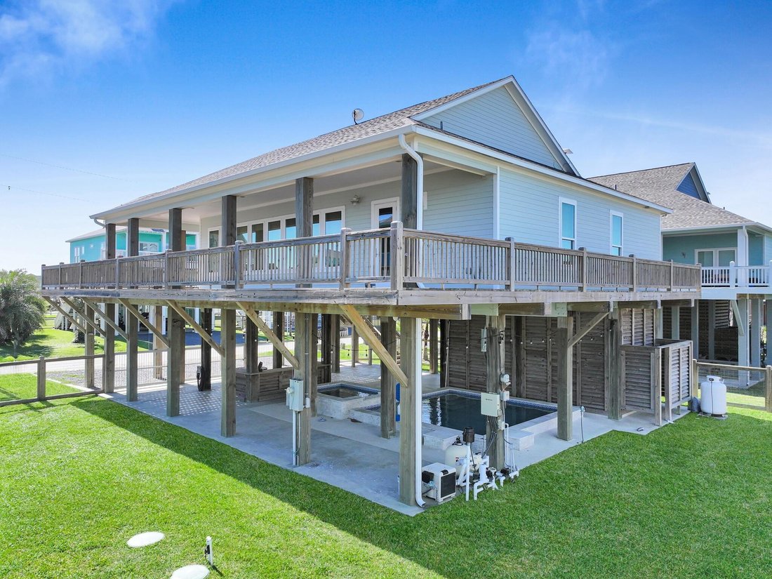 House in Bolivar Peninsula, Texas, United States 5 - 17446029