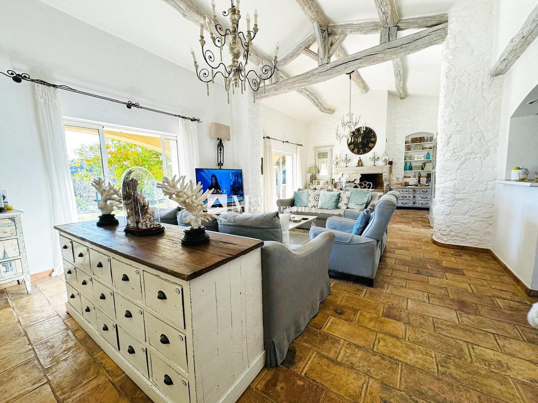 House in Grimaud, Provence-Alpes-Côte d'Azur, France 5 - 17447307