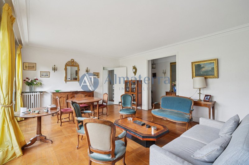 Apartment in Lorette-Martyrs, Paris 9e Arrondissement, Paris 3 - 17443762