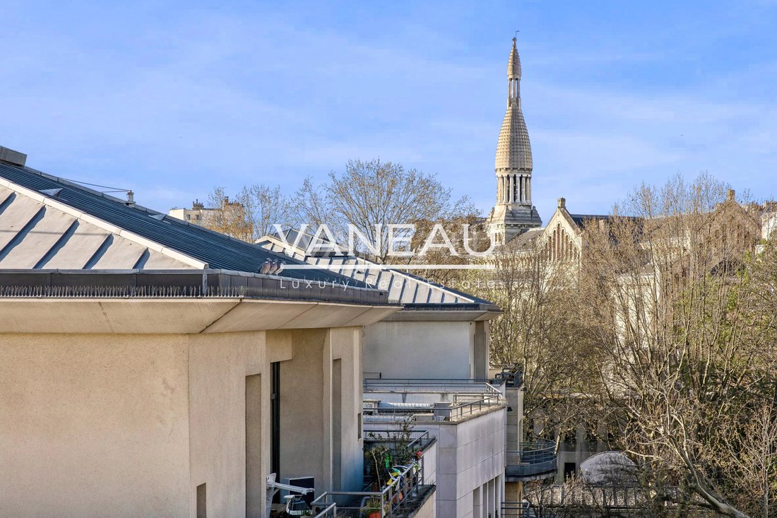 Apartment in Auteuil Sud, Paris 16e Arrondissement, Paris 2 - 17444822