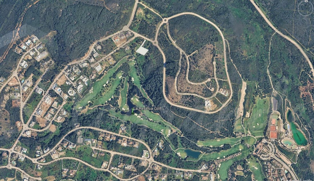 Land in Sotogrande, San Roque, Andalusia 1 - 17443522