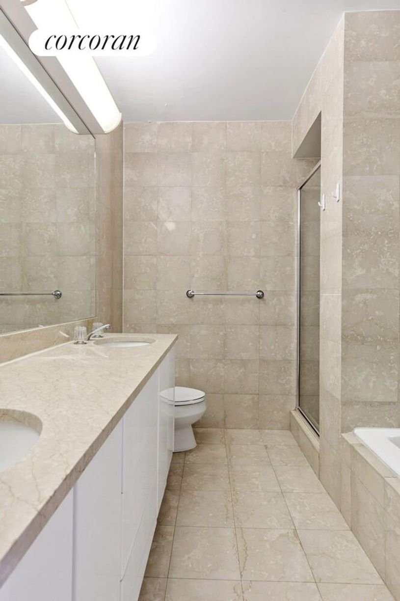 Condo in New York, New York, United States 5 - 17445184