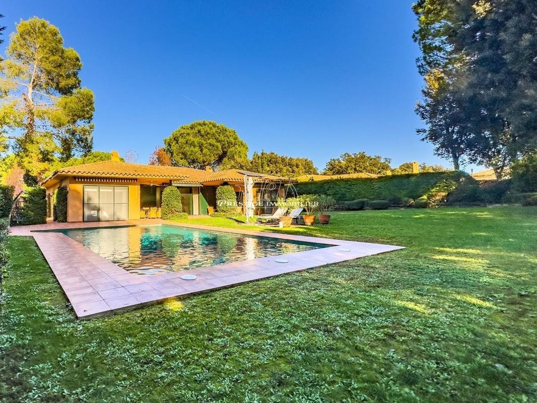 Villa in Navata, Catalonia, Spain 1 - 17447035