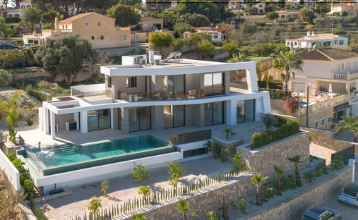 Villa in Benissa, Valencian Community, Spain 1