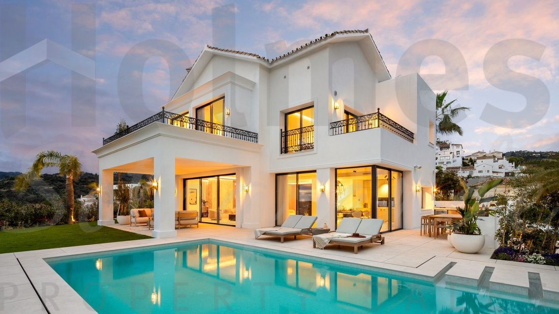 Villa in Benahavis, Andalusia, Spain 1 - 17443544
