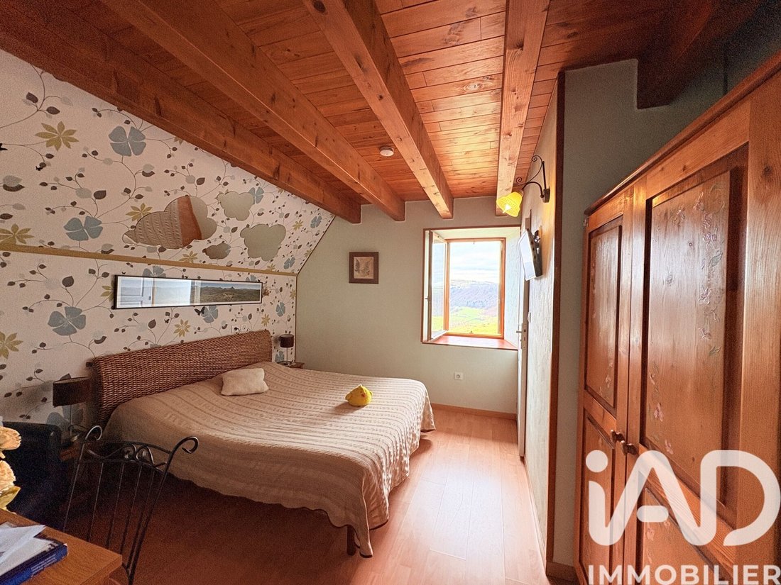 House in Saint-Martin-Valmeroux, Auvergne-Rhône-Alpes, France 4 - 17446583