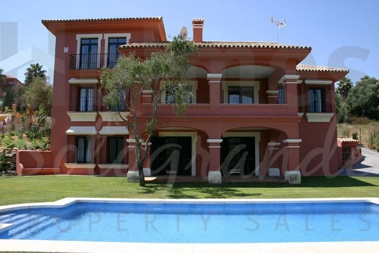 Villa in Sotogrande, San Roque, Andalusia 1 - 17442777