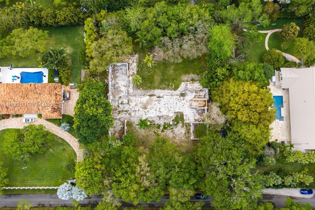 Land in Coral Gables, Florida, United States 2 - 17444640