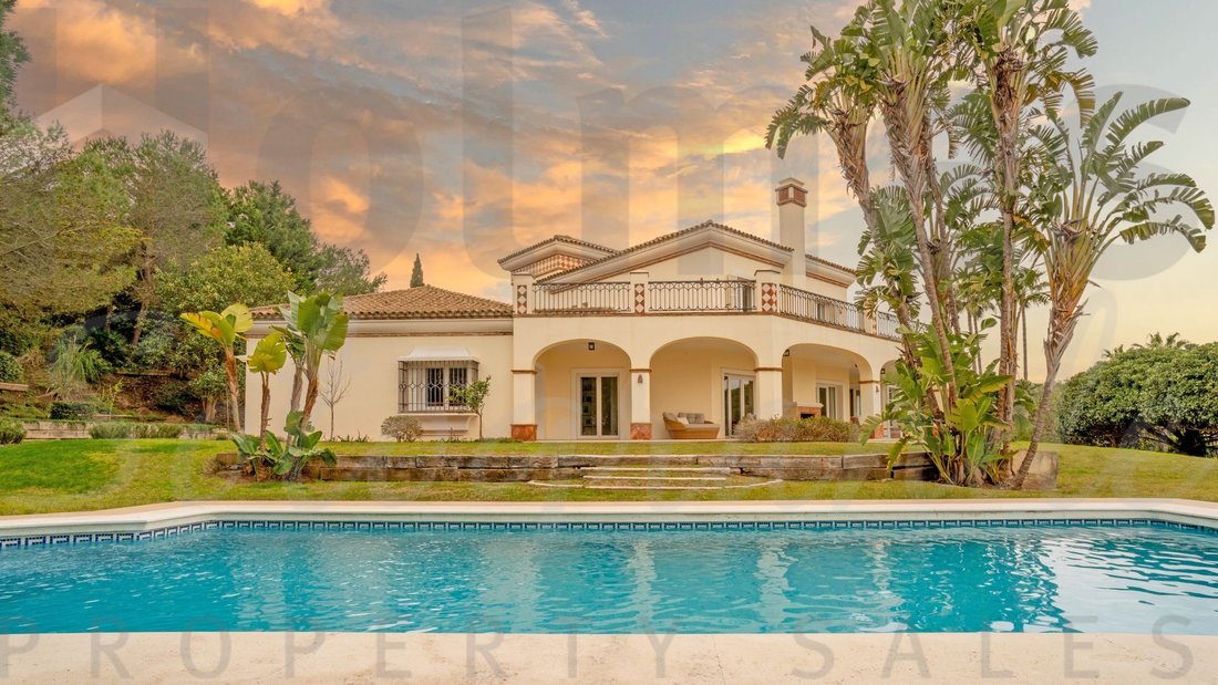 Villa in Sotogrande, San Roque, Andalusia 1 - 17444074