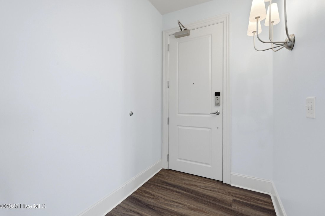 Condo in Raleigh, North Carolina, United States 2 - 17446368